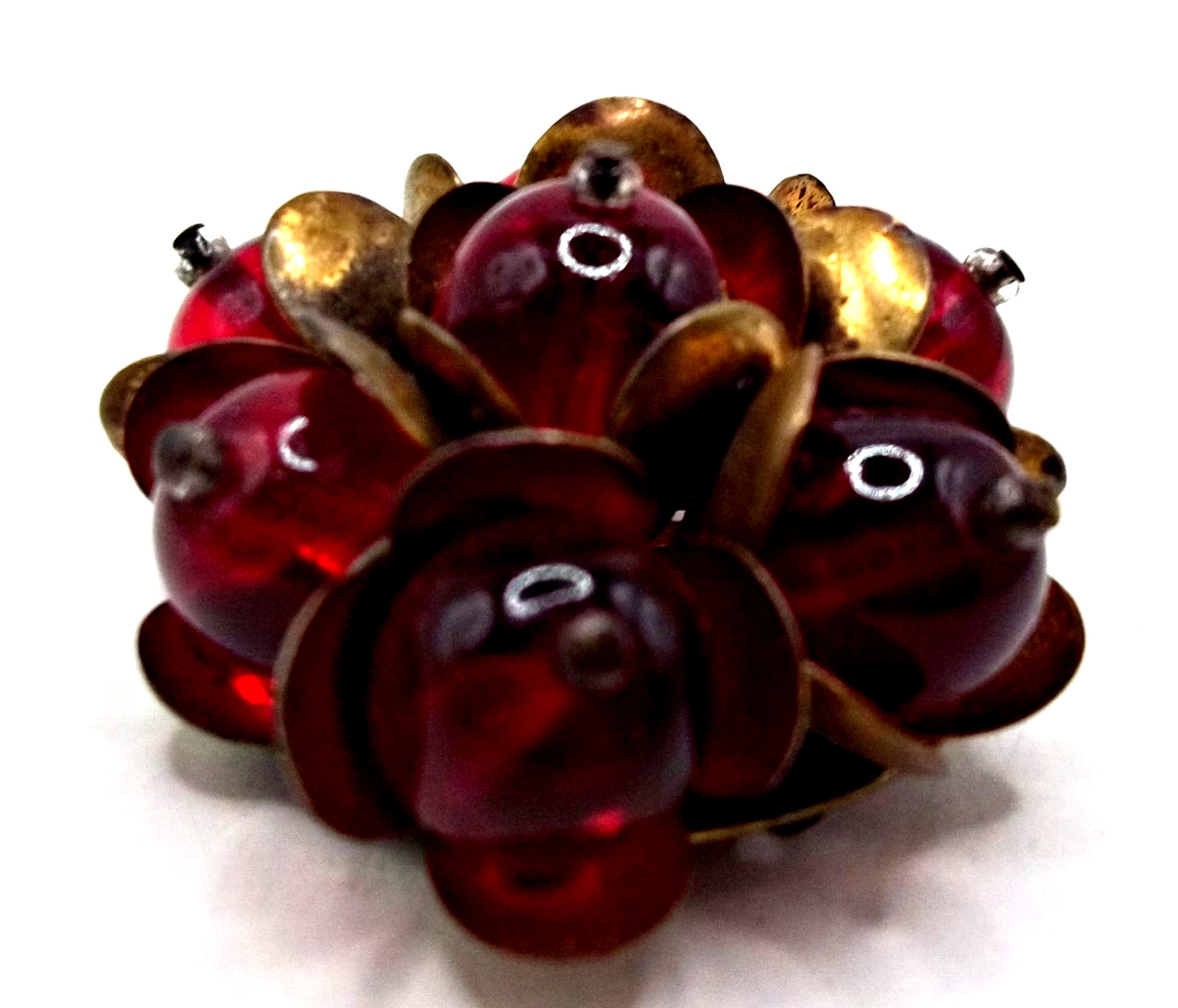 Vintage 1940’s Unsigned Miriam Haskell Red Poured Glass Gripoix Cluster Brooch