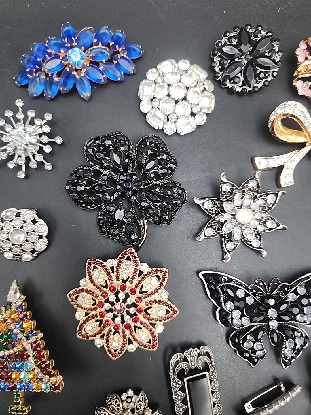 Vtg Costume Jewelry Lot Rhinetones Signed & Unsigned WEISS, JULIANA? Etc
