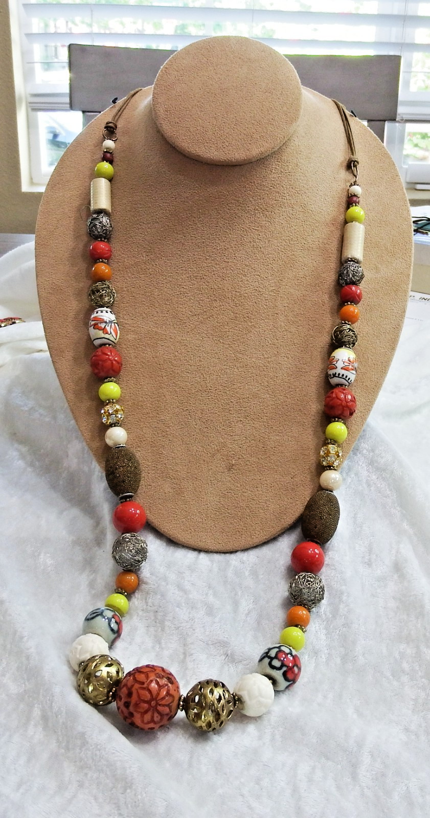 VINTAGE RED, GOLD & WHITE BEADED LONG NECKLACE