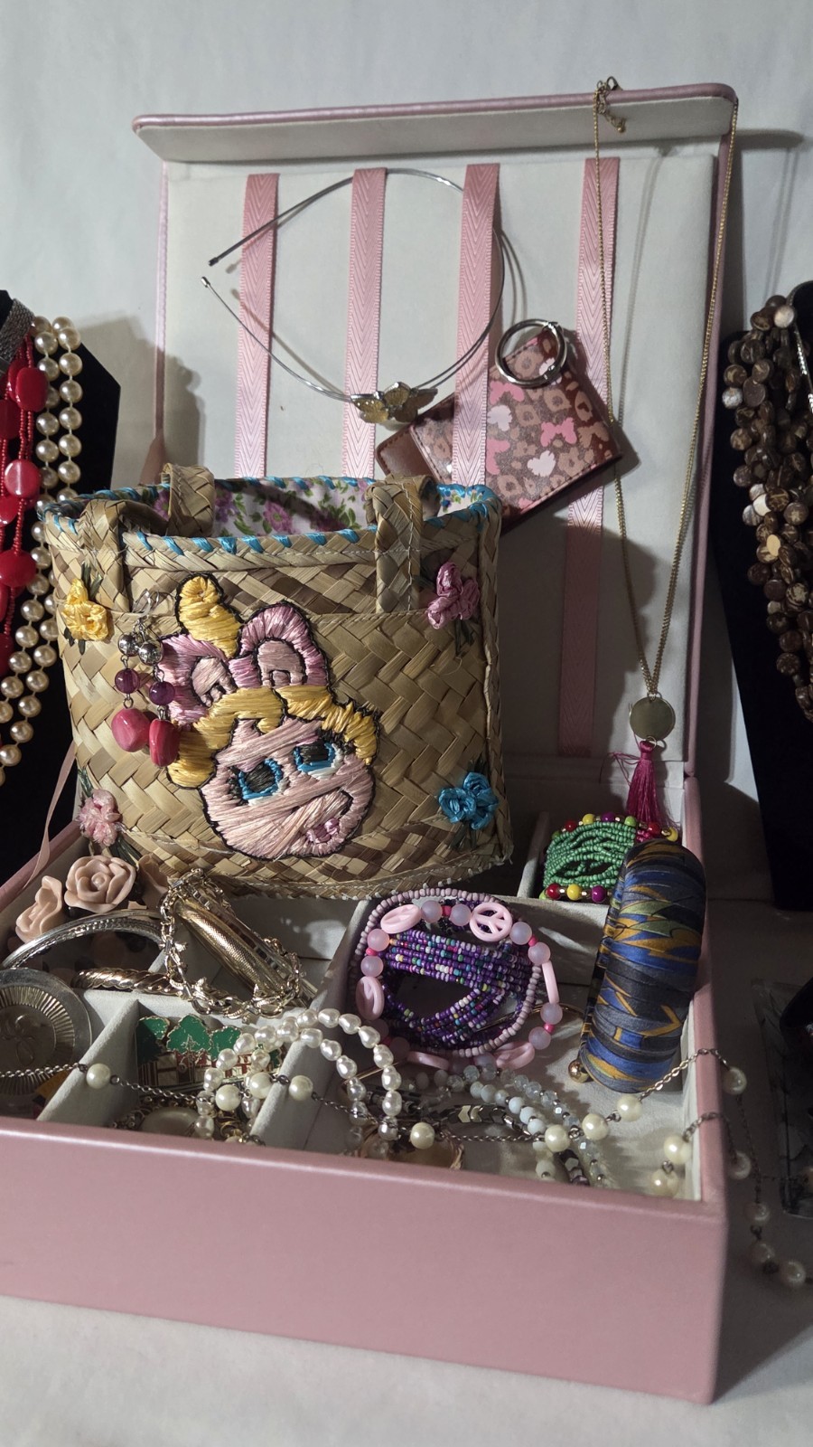 Grandma’s Estate; Jewelry, Trinkets, & Extra Fun Junk! Lot #96