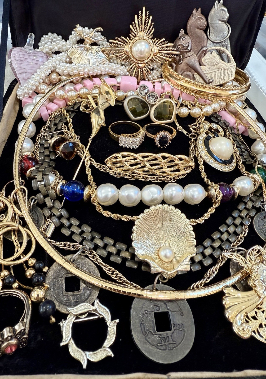 Vintage Estate Costume Jewelry Lot! MONET, NAPIER and more!