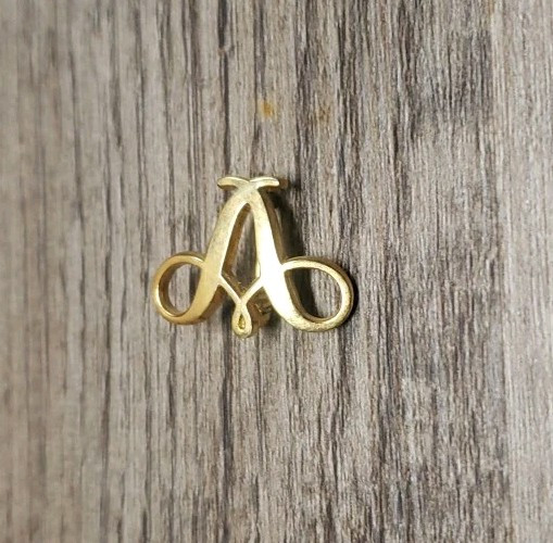 Vintage Avon Seller’s Award Pins From The 1970’s Lot Of 3 Assorted Pre-owned