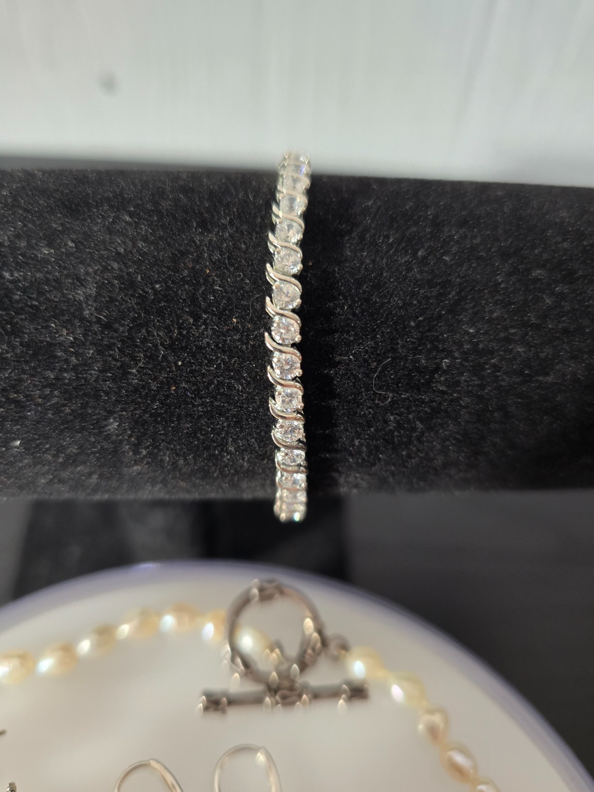 925 jewelry lot w/ fresh pearls Baltic amber and crystals signed