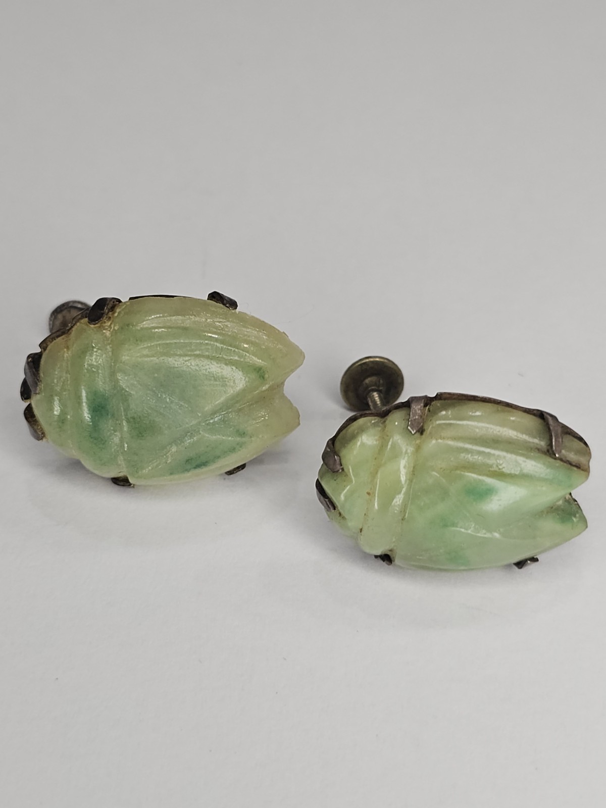 Vintage Carved Green Jade Jadeite Leaf Cicada Sterling Silver Screw Back…