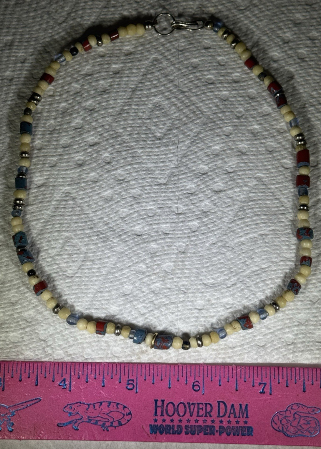 COLORFUL MIXED MATERIALS BEADED NECKLACE 16″ LONG TURQUOISE? PLASTIC METAL GLASS