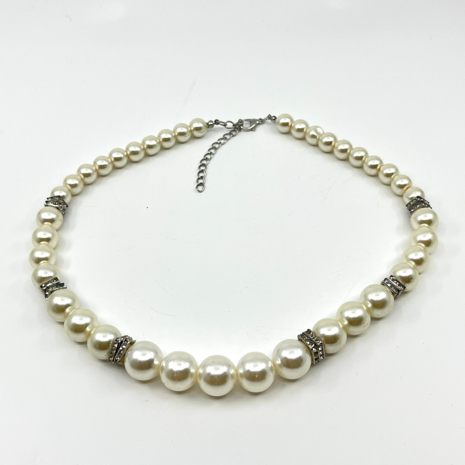 Vintage Cream Faux Pearl Graduated Choker Necklace with Rhinestone Rondelles