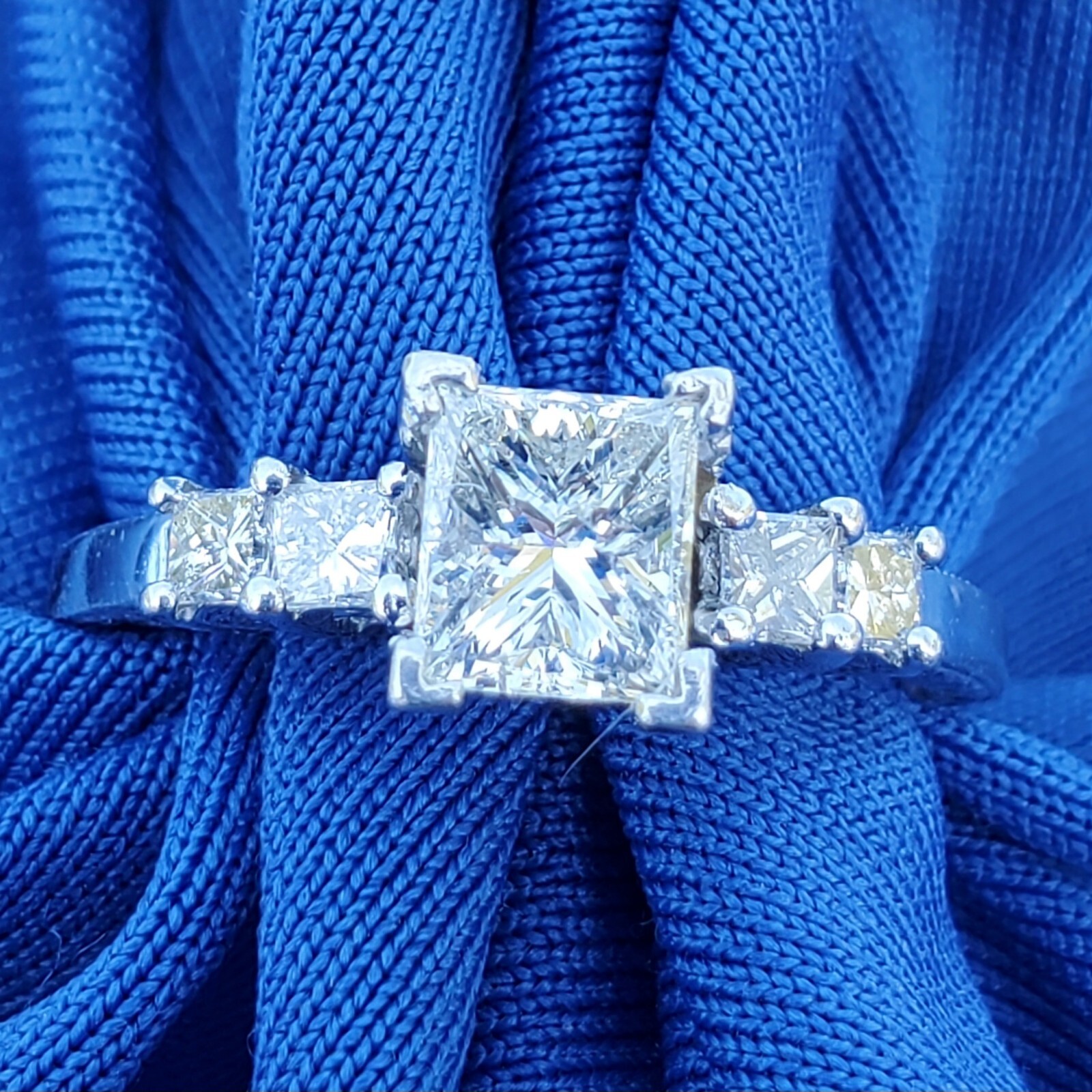 Original EARTH MINED DIAMOND Princess Engagement Ring 1 carat PLATINUM Solitaire