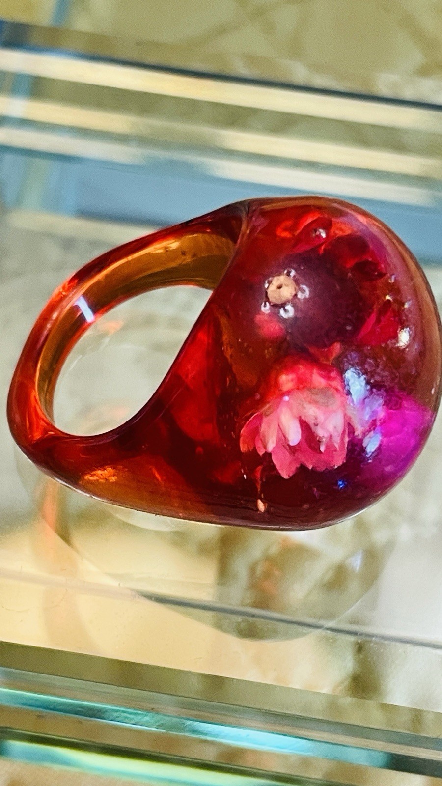 Lucite Resin Ring Encased Flowers Size 8 Pink Orange Translucent Groovy