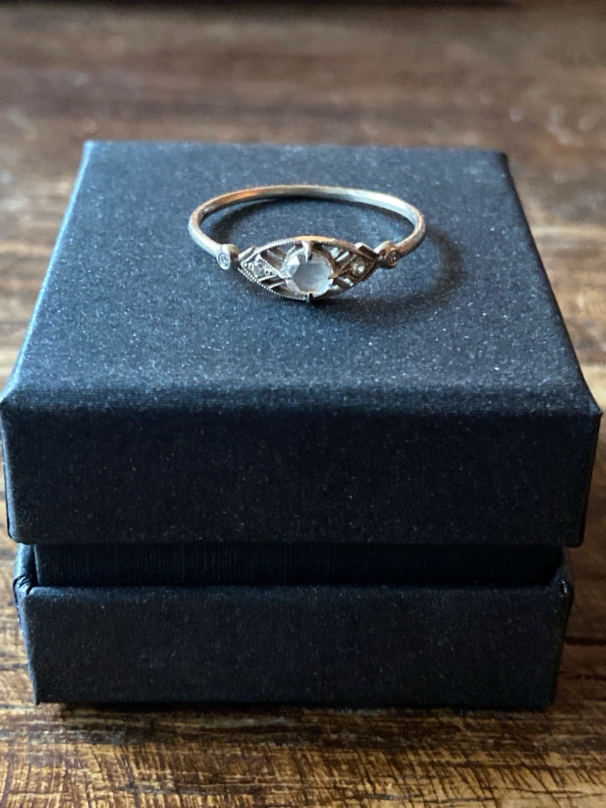 DMD Metal Isadora Ring/with 4mm White Rose Cut Diamond