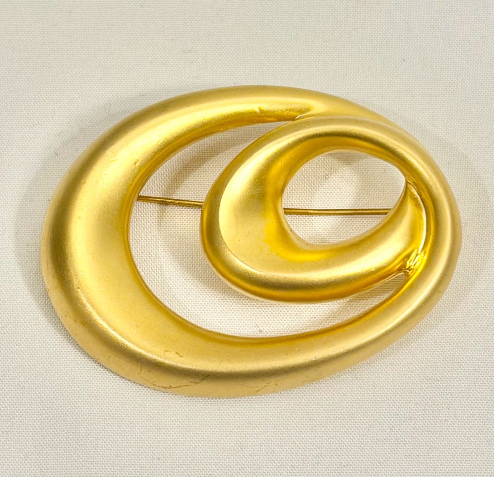 Vintage Large Gold Tone Sculptural Spiral Statement Brooch