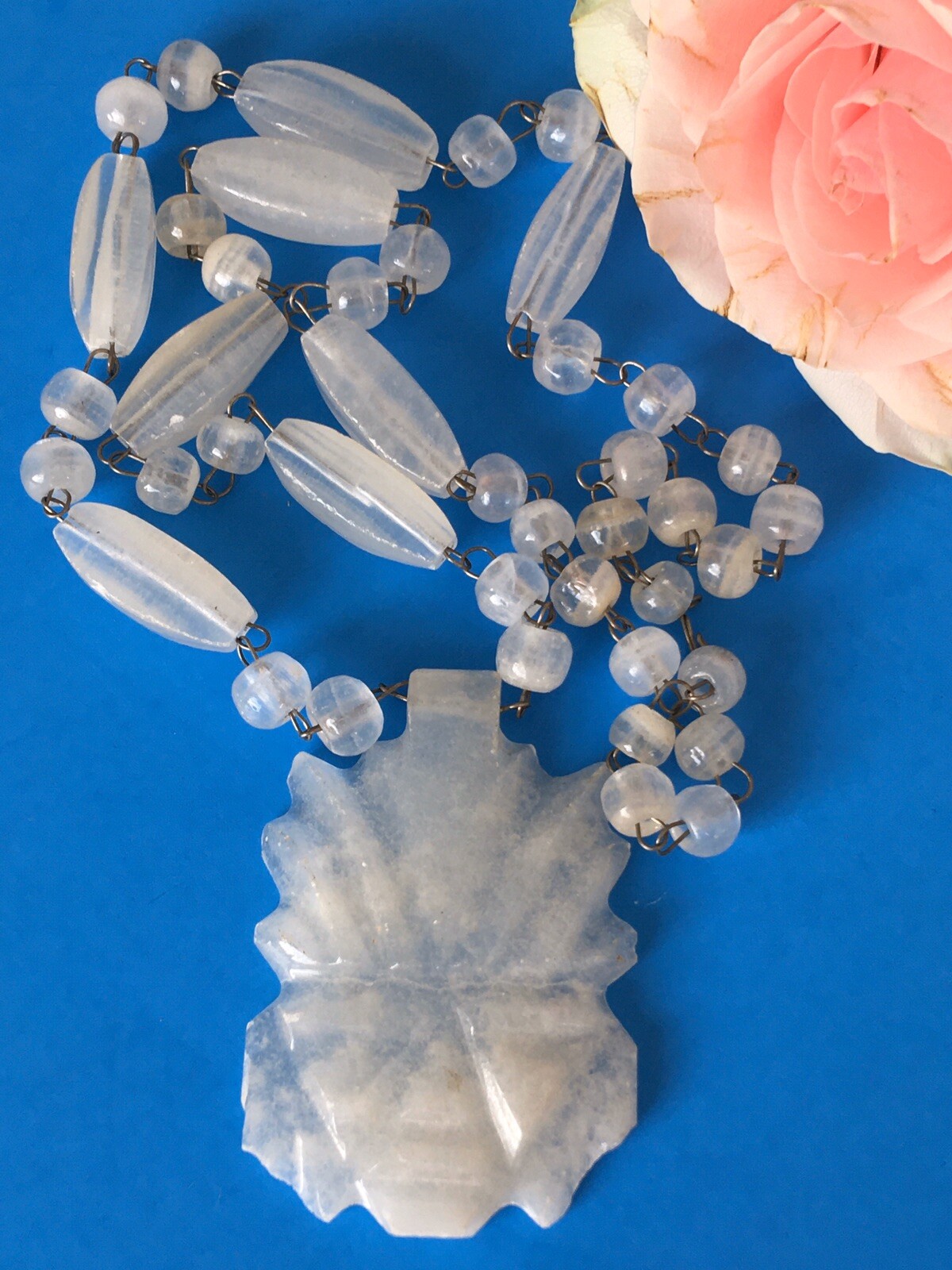 Vintage WHITE BLEACHED MEXICAN ONIX Carved NECKLACE Beaded TRIBAL Slip On 24″