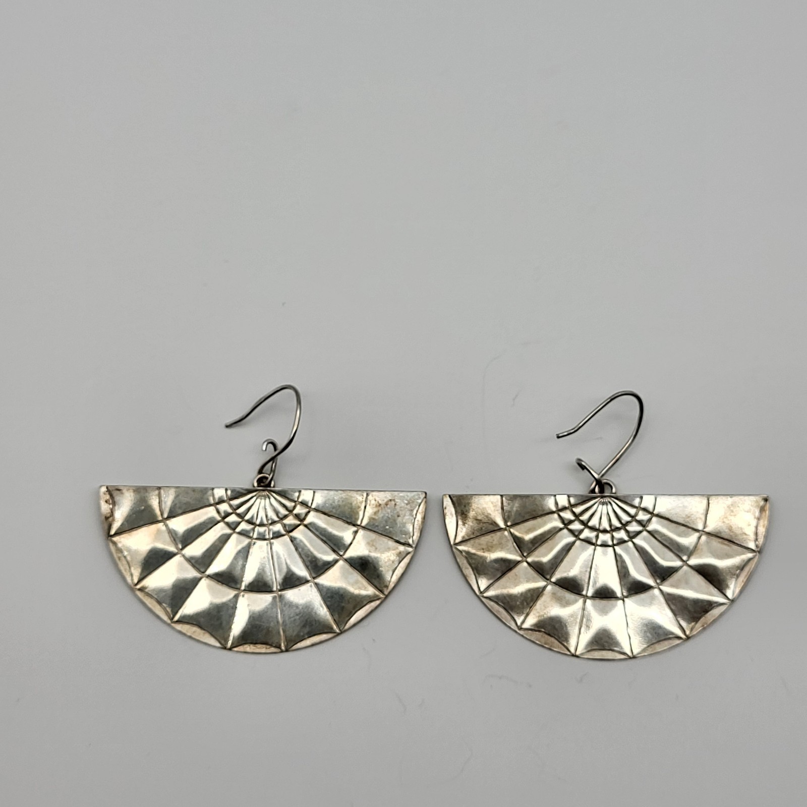 Stunning Artisan Spiderweb fan Dangle Drop Earrings Bold Sexy Goth