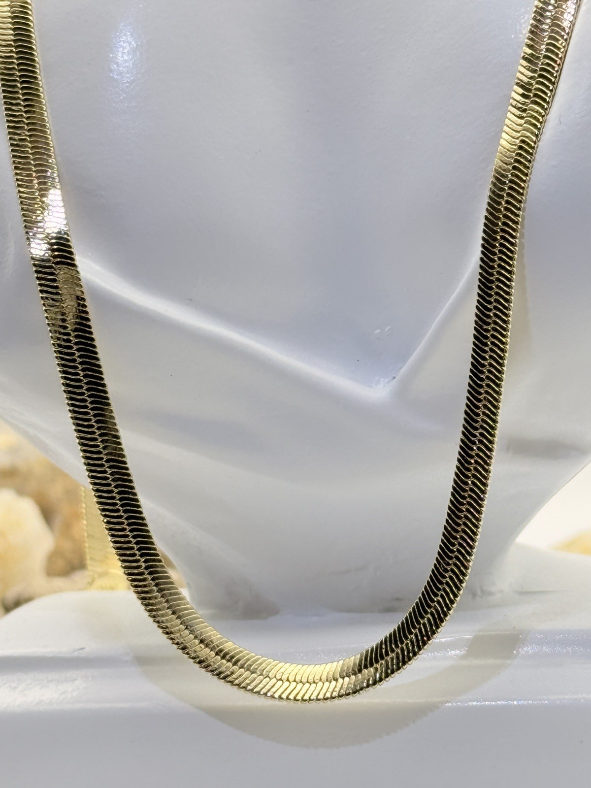 14k Gold Tone Herringbone Chain Necklace Flat Reversible Layer 18 inch NEW