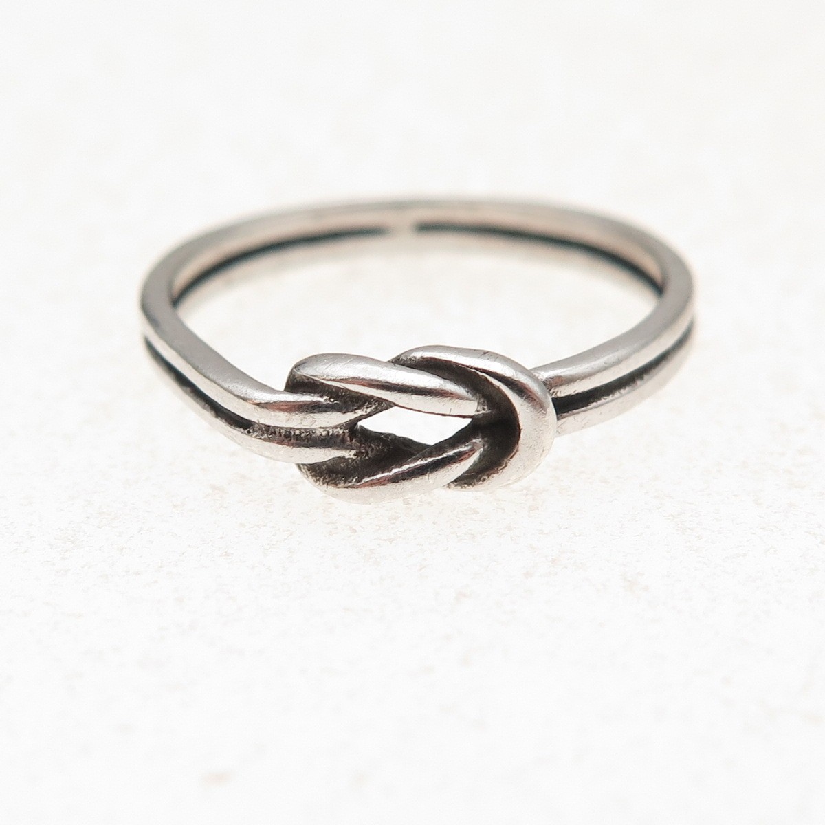 James Avery 925 Sterling Silver Vintage Love Knot Oxidized Ring Size 6.75
