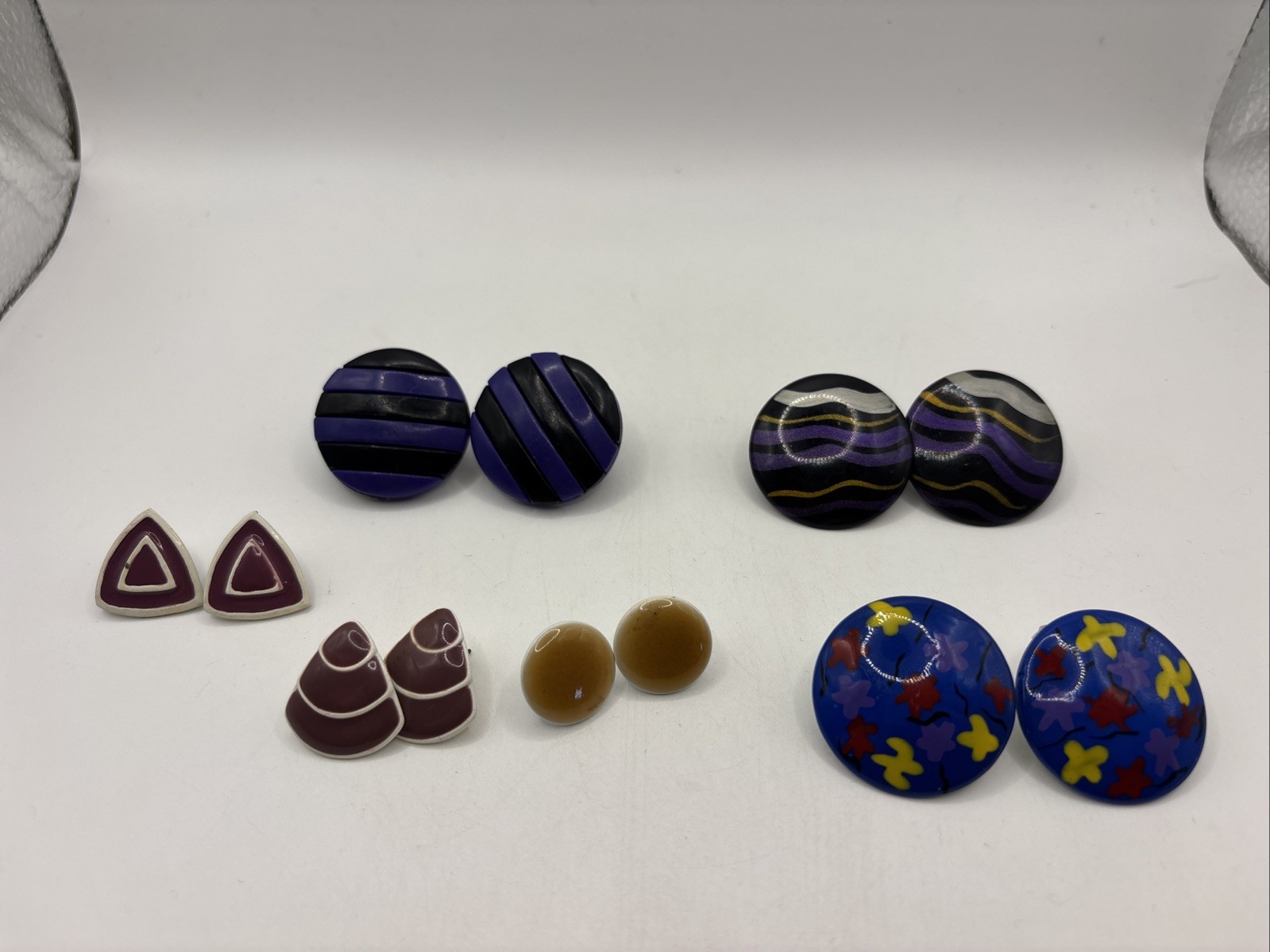Vintage Retro 70s 80s Plastic Earrings Set Of 6 Assorted Sizes And Colors