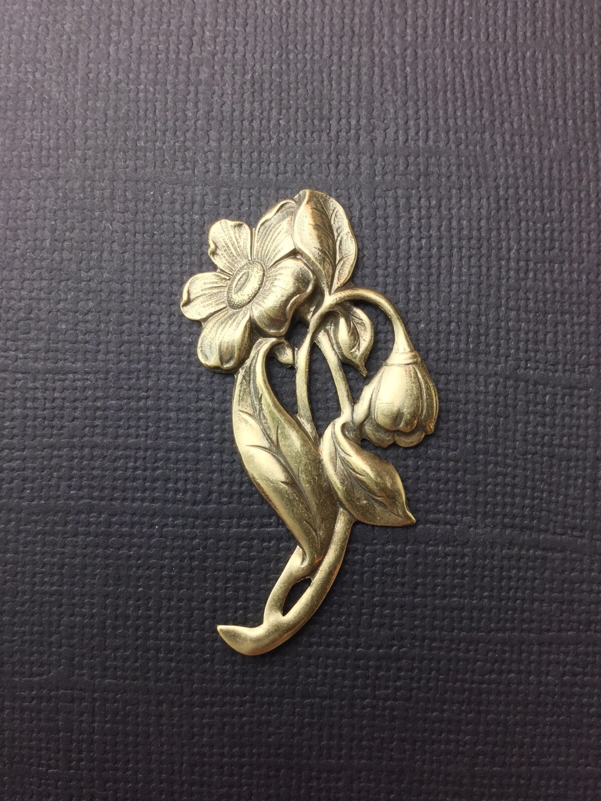 30593 Brass Oxidized Victorian Floral Spray Jewelry Finding