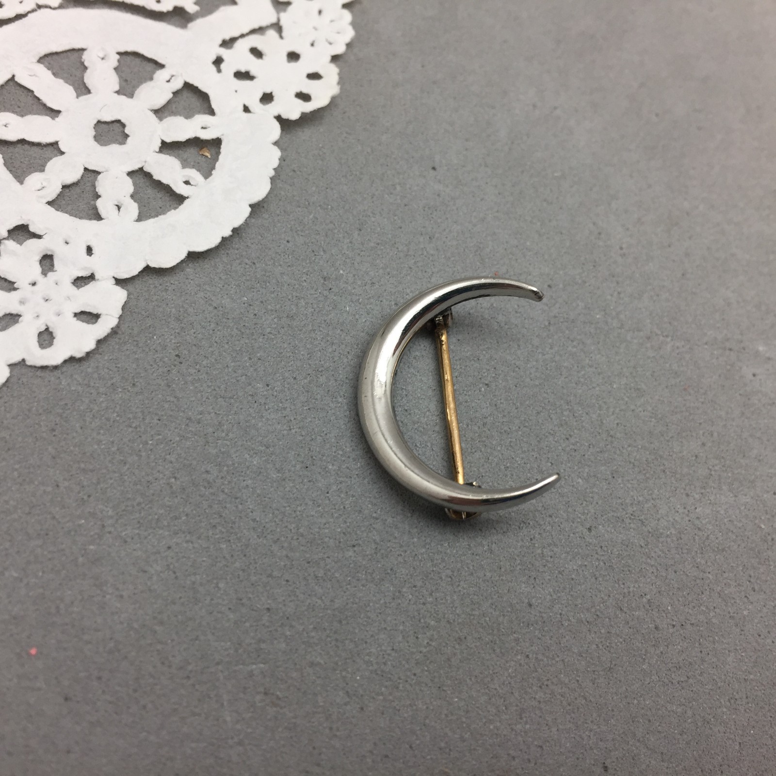 Antique Crescent Moon Pin Silver Tone “C” Closure 3/4″ Dainty Celestial