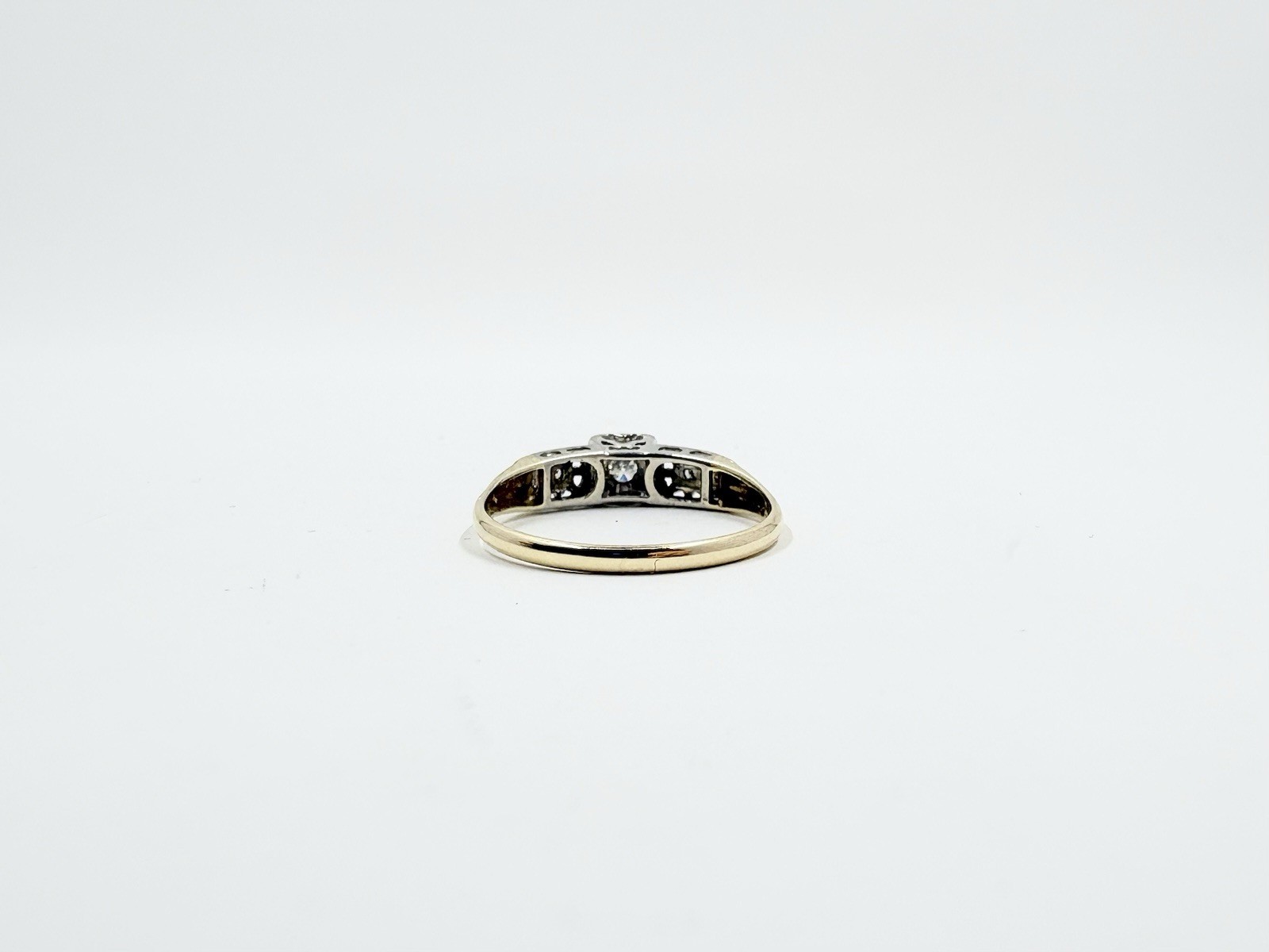 Vintage 10k Two-Tone Gold Natural Diamond 3-Stone Ring Size 7.25