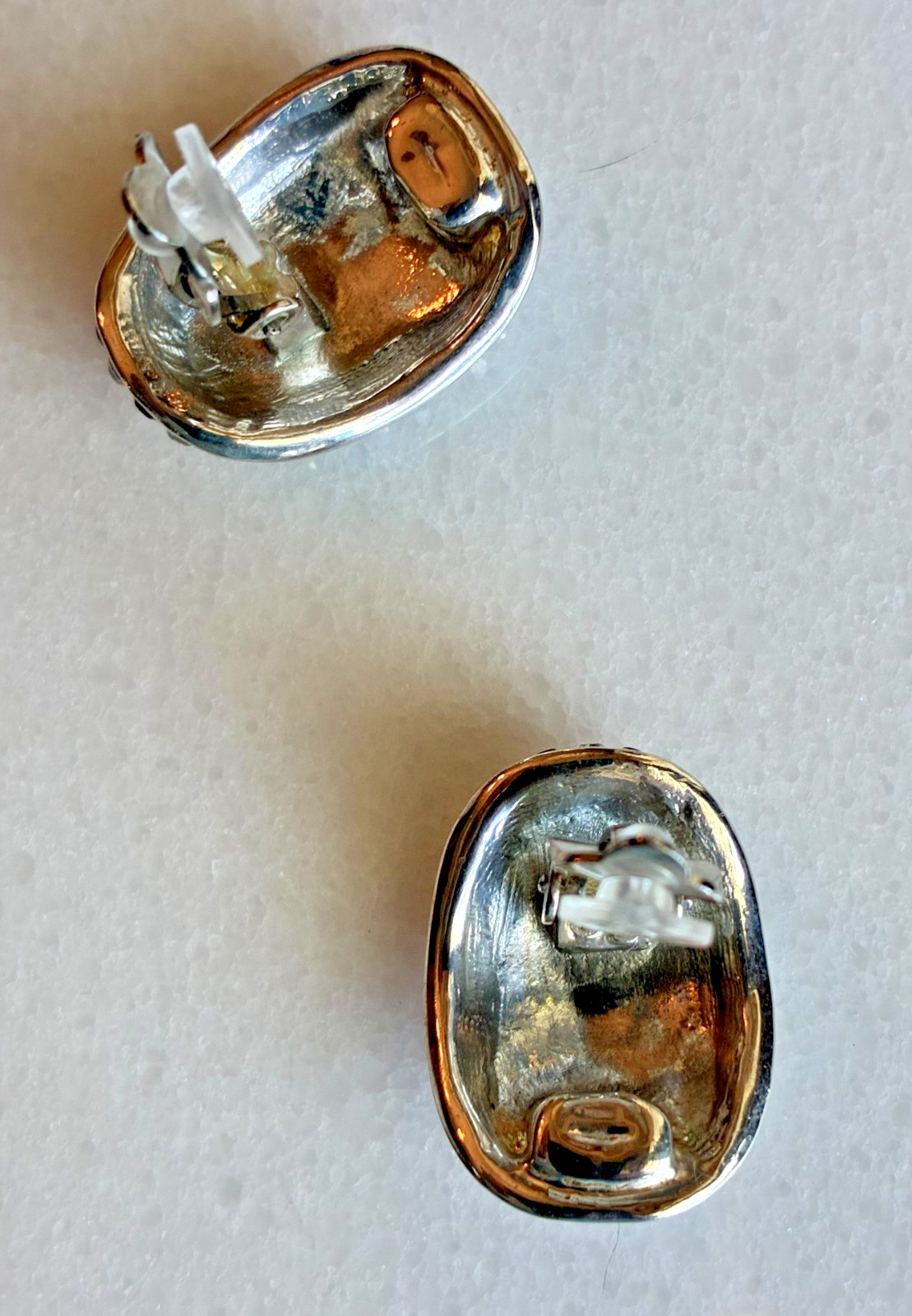 VTG Black Clear Rhinestone Pave Clip Earrings Glam Art Deco Style – 1 1/8″ Tall