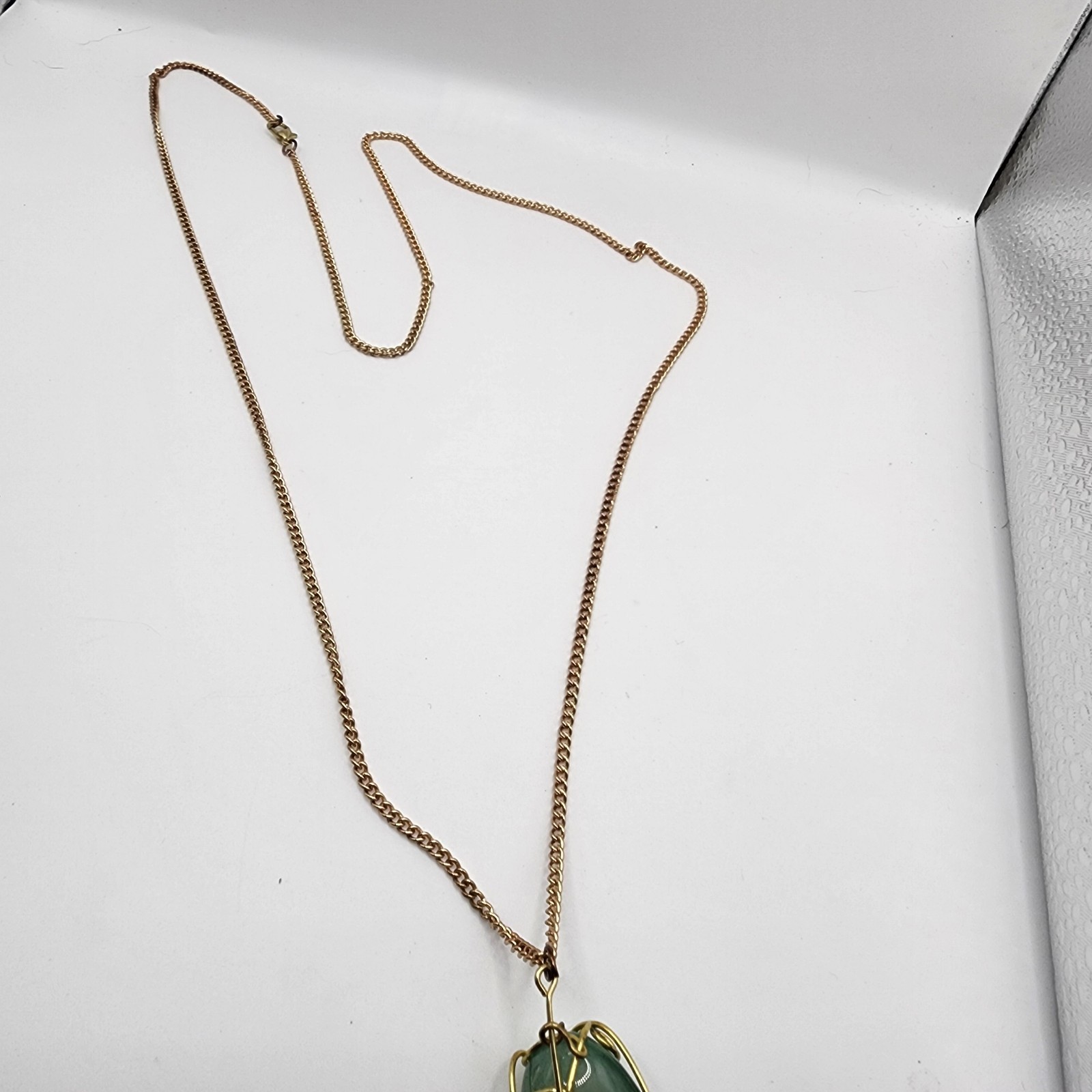 Vintage Artisan Gold Tone Wire Wrapped Jade Pendant Necklace Healing Green Stone