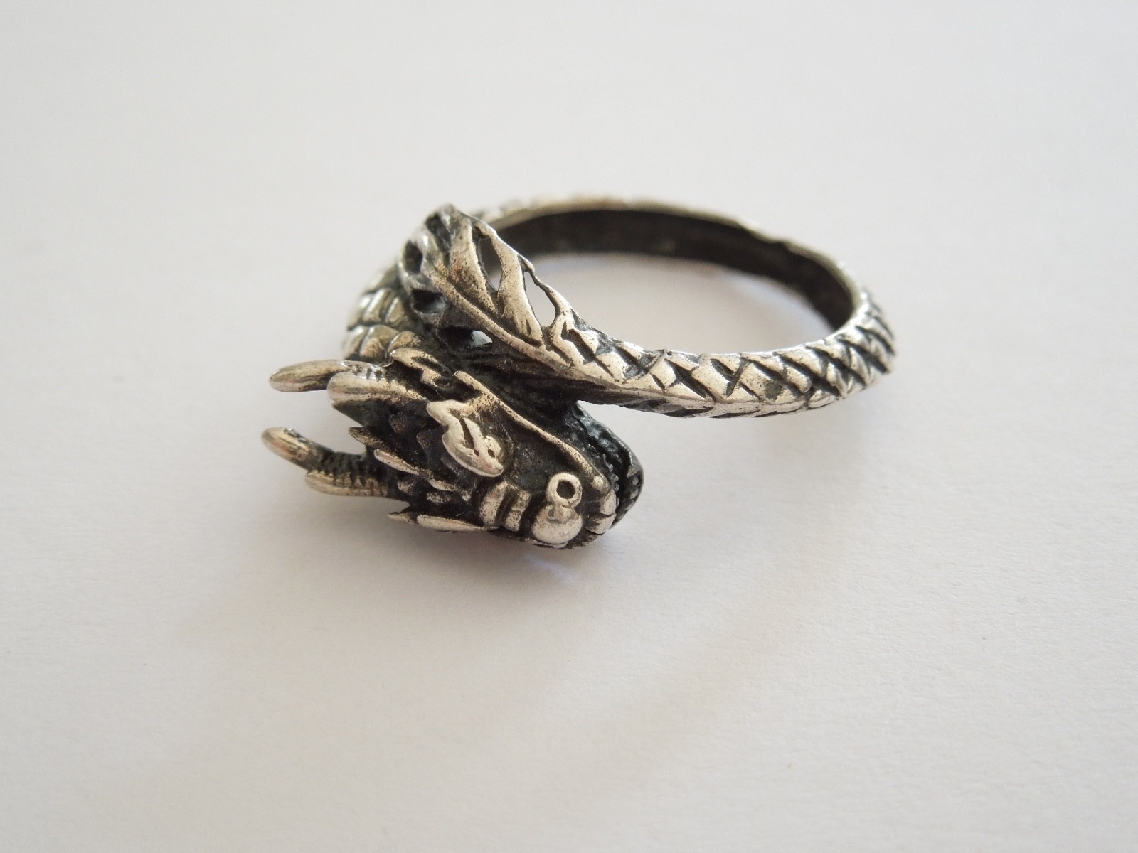 Vintage Ring Silver Verified Dragon Hallmark Unreadable 5.0 g/Size 56