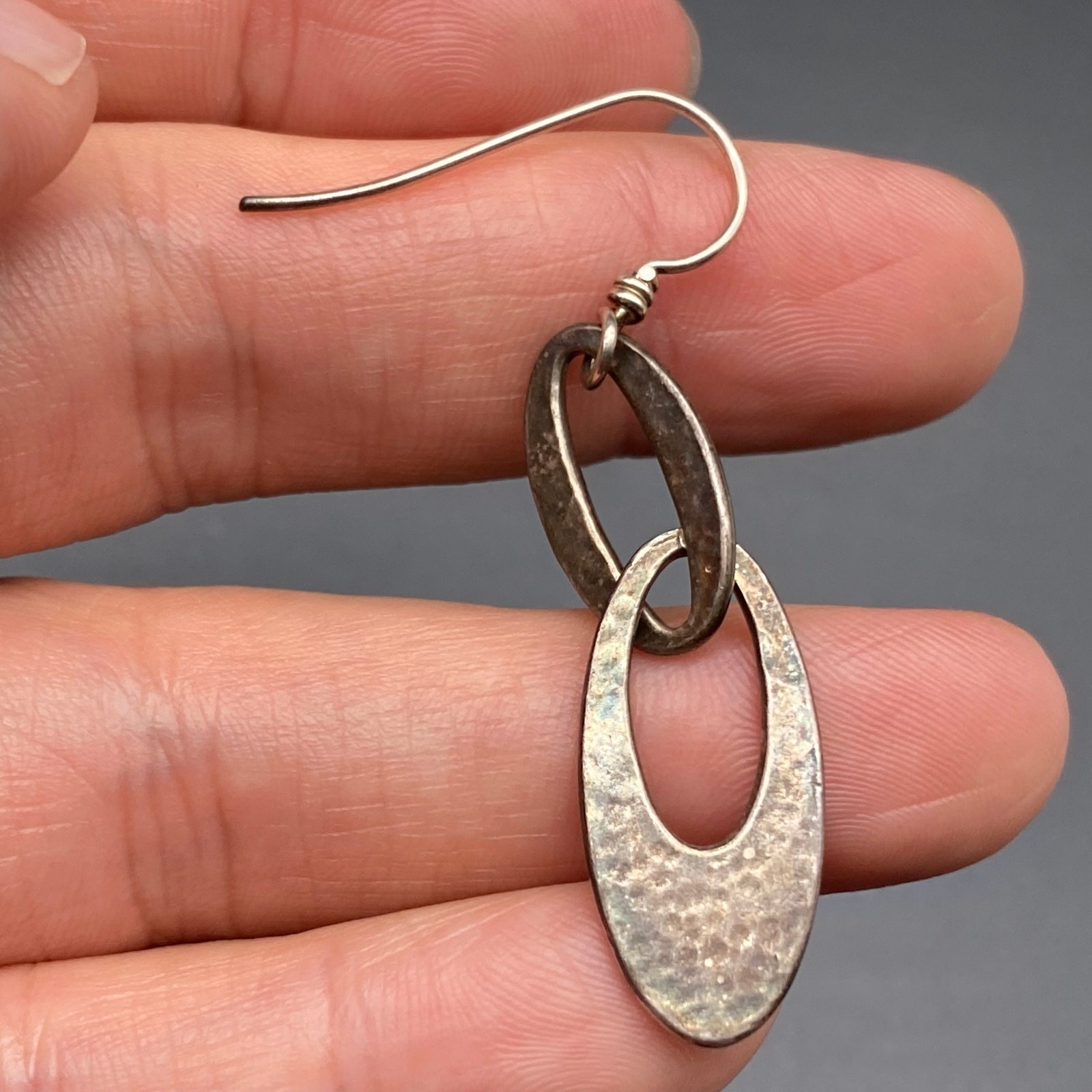 Vintage James Avery Hammer Work Sterling Silver Drop Earrings