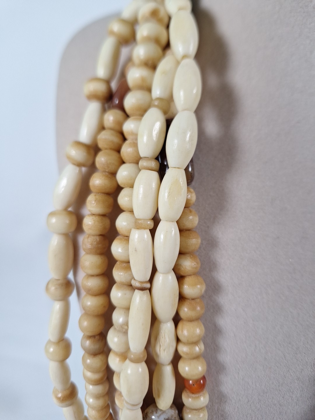 Bleached 6 Strand Tan & Beige Necklace With Agates 21.5″