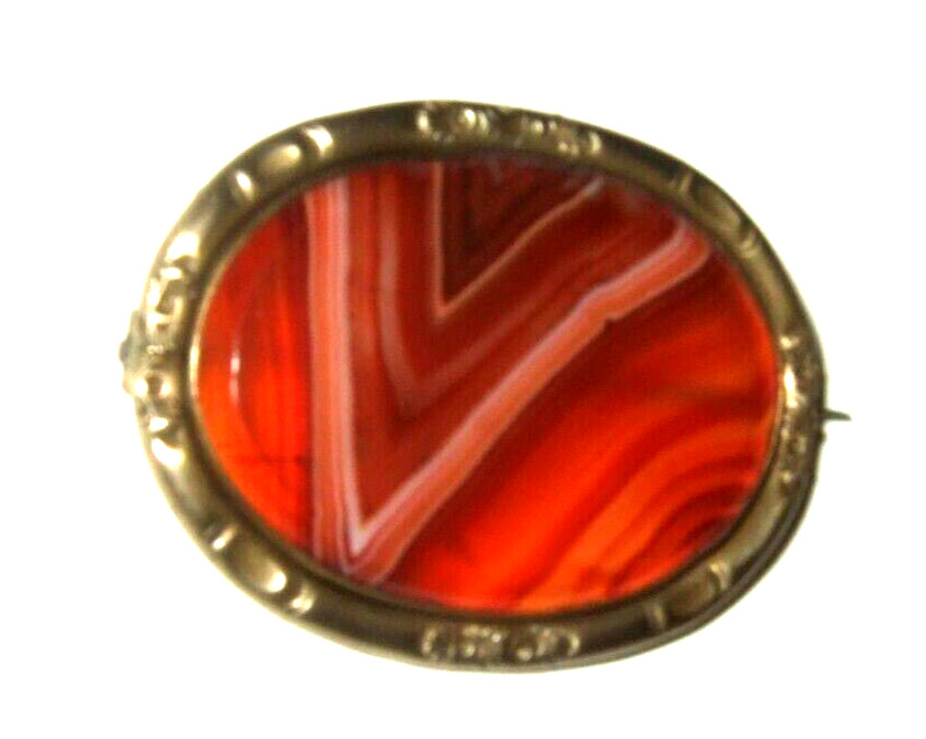 Scottish Agate Pin United Kingdom Estate Jewelry