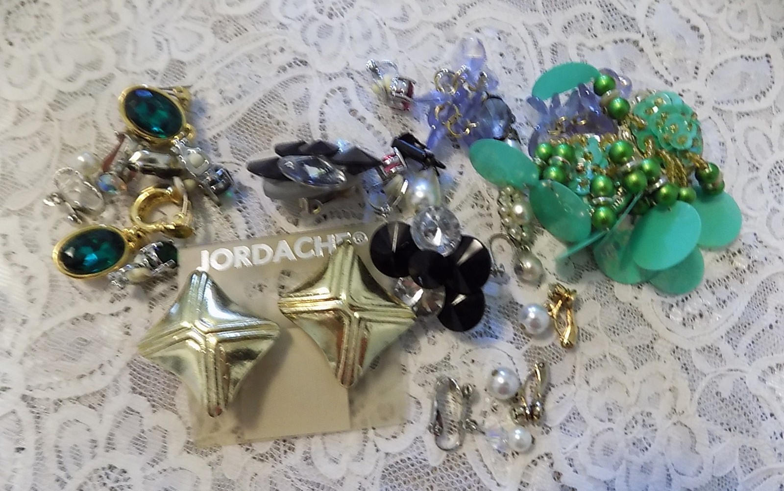LARGE VINTAGE LOT CLIP-ON EARRINGS GREAT VARIETY!