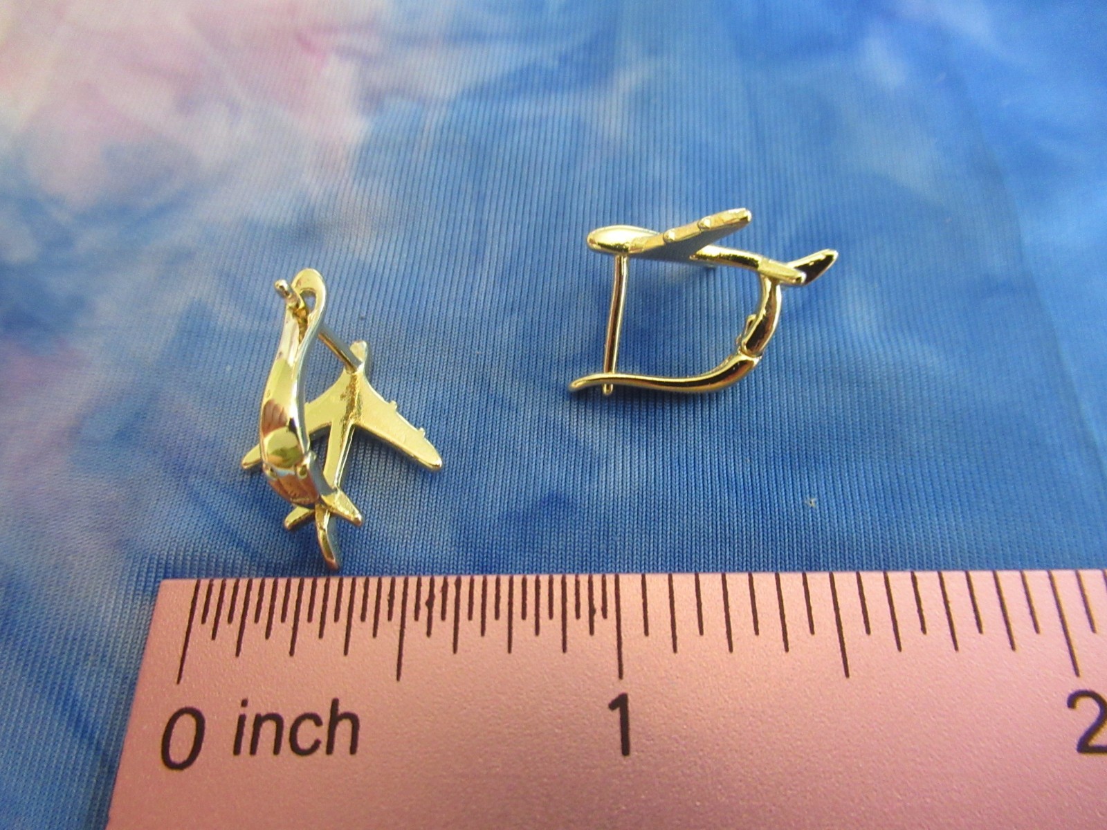 Nouveau Bon Voyage Airplane Brooch & Airplane Travel Pierced Earrings Set NEW