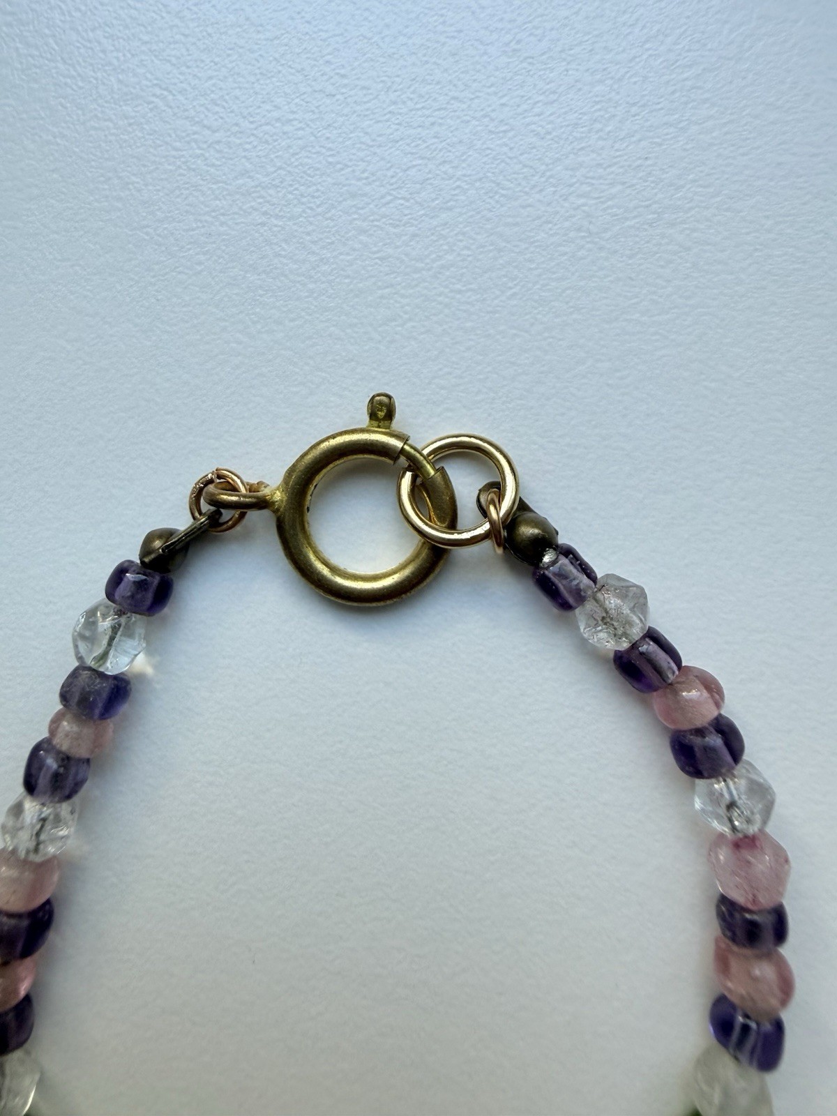 Vintage Czech Molded Glass Flower Bead Necklace (3353)