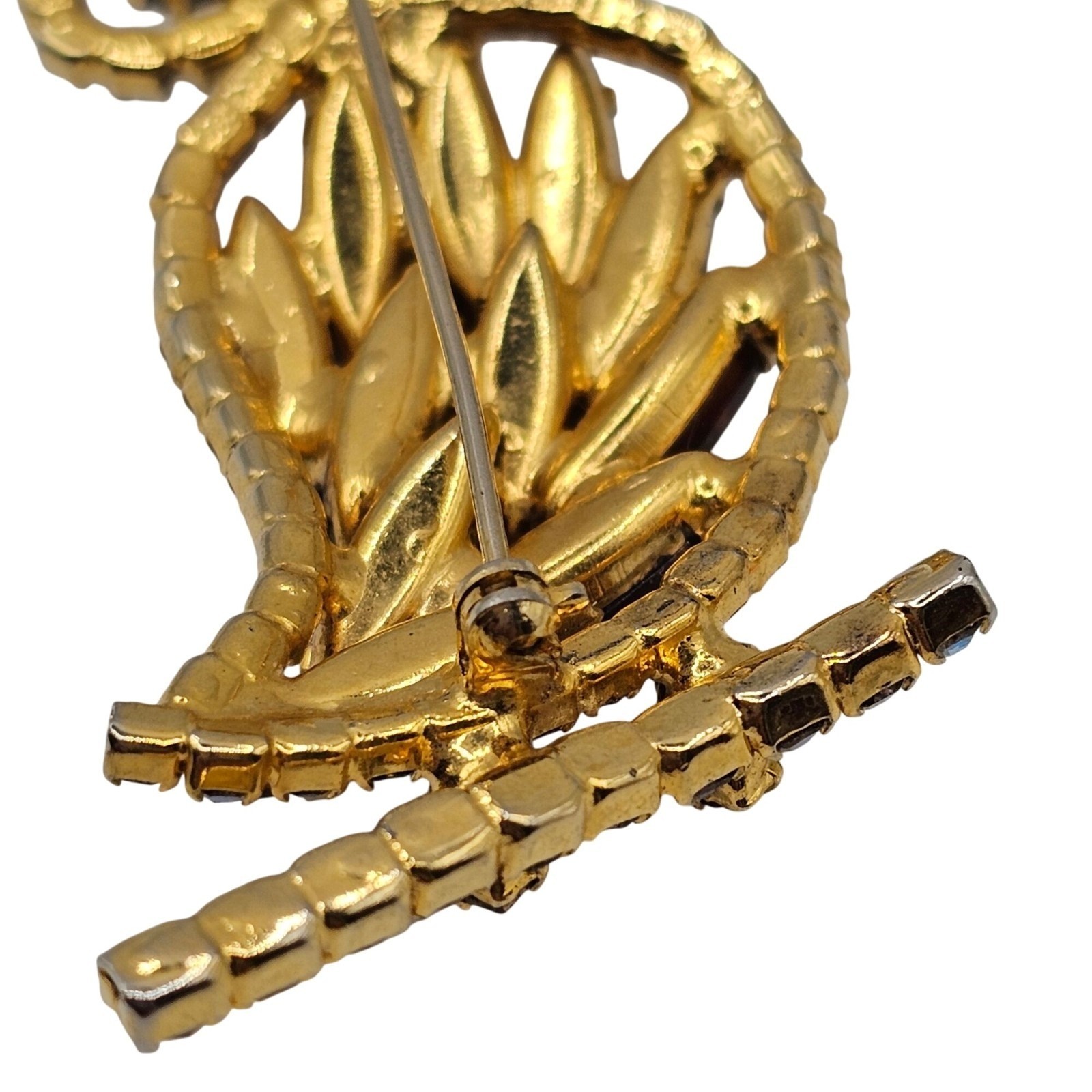 Vtg Rhinestone Owl Brooch Gold Tone Aurora Borealis Figural 2.5″ Pin Woodland