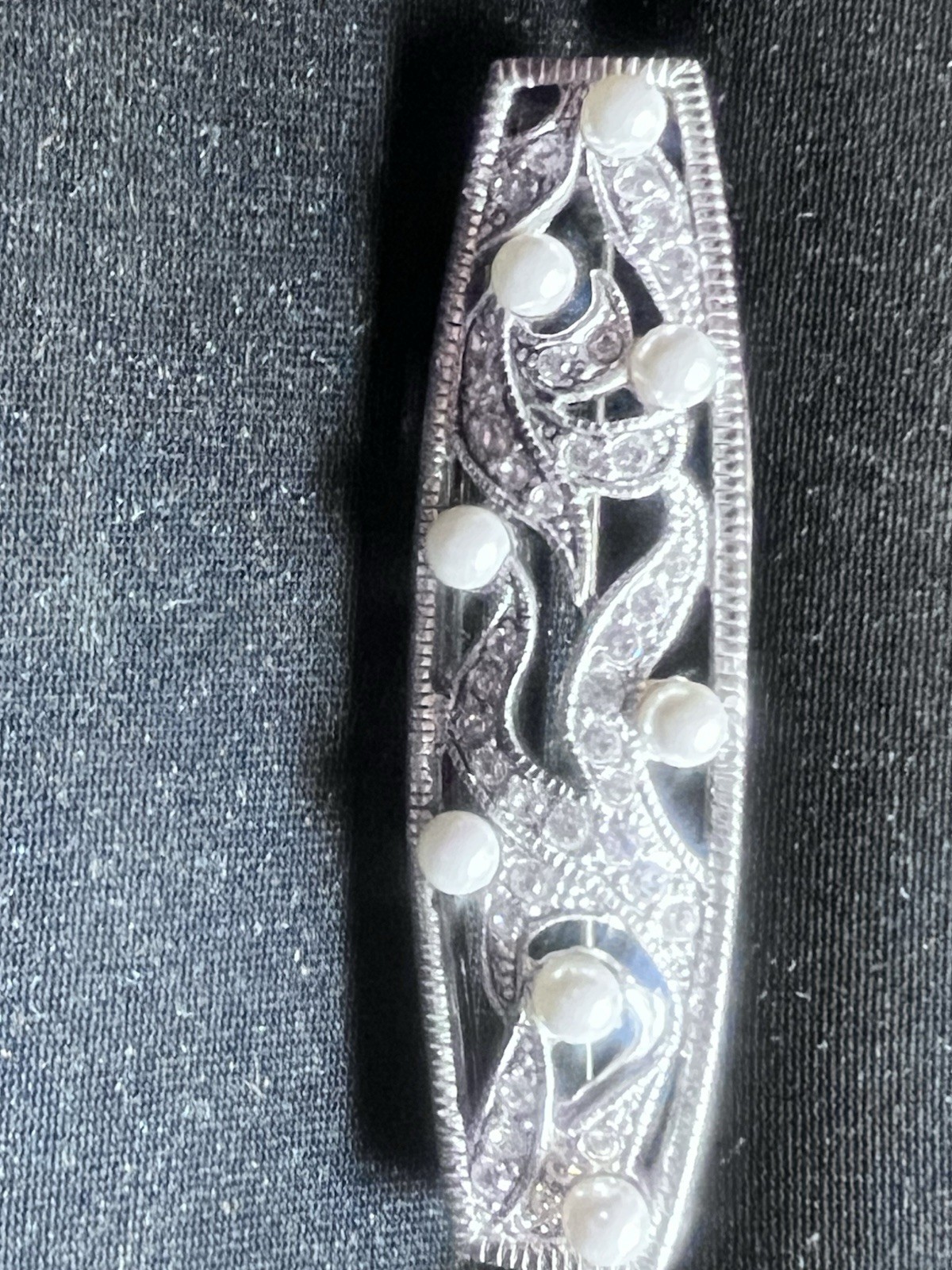 Silver Tone Rectangule Faux Pearls Brooche