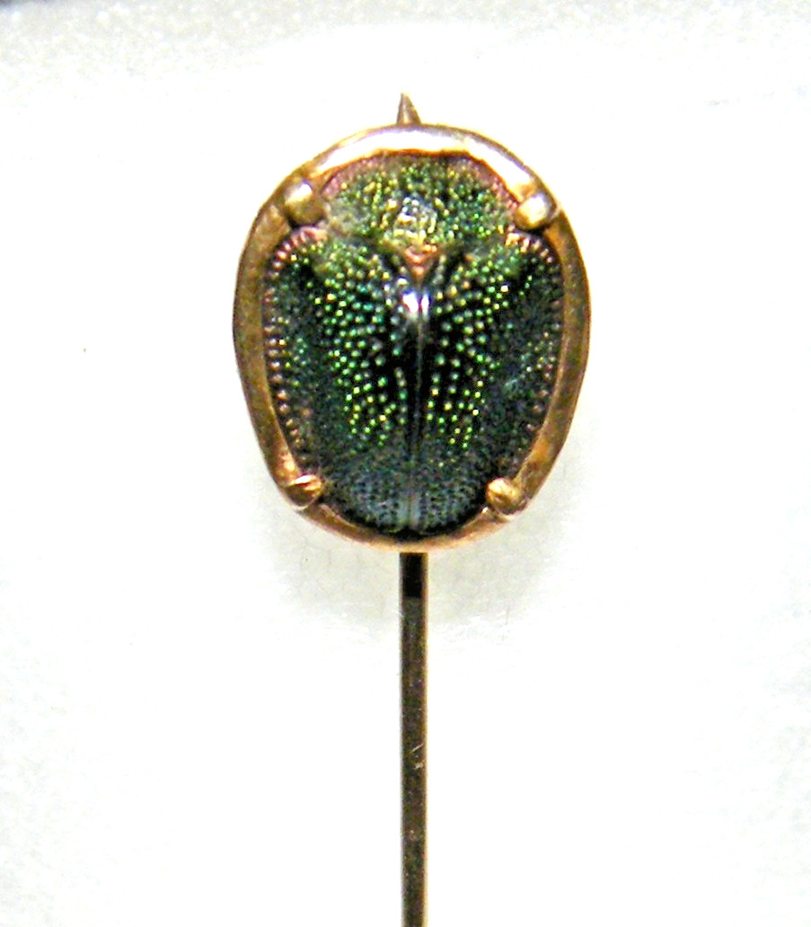 14K Yellow Gold Egyptian Beetle Scarab Iridescent Green Stickpin