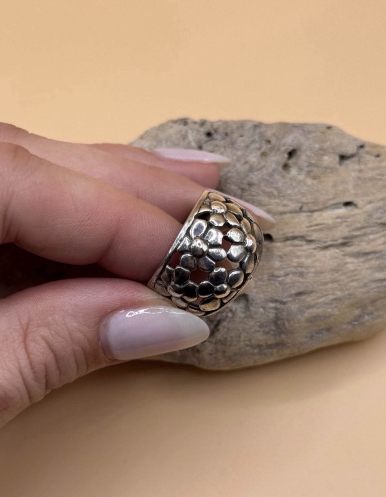 Vintage Textured Dome Sterling Silver Ring – Floral Pebble Design SIZE US 8
