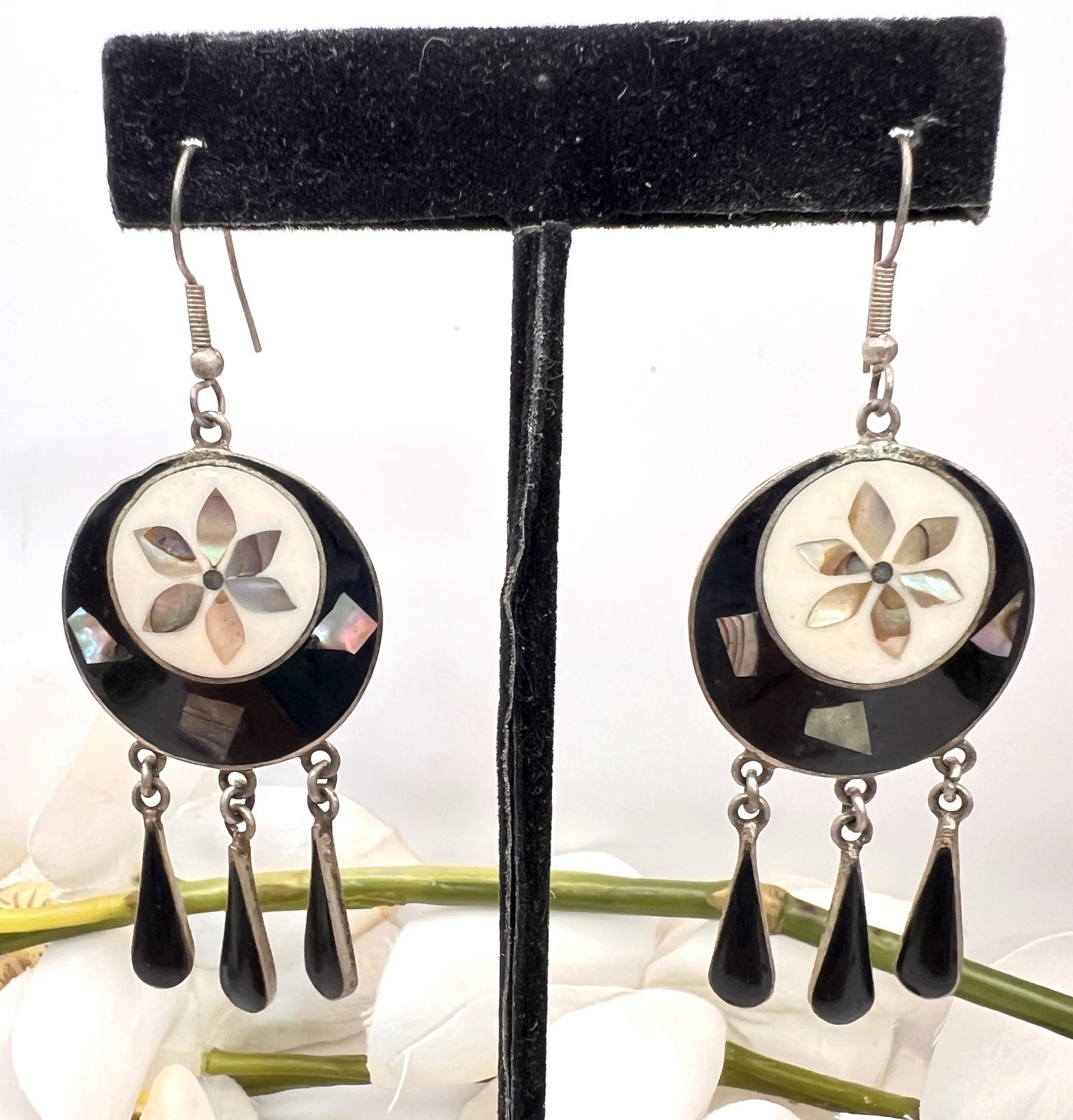Vtg Abalone Inlay Onxy Flower Earrings MARKED ALPACA MEXICO Jewelry