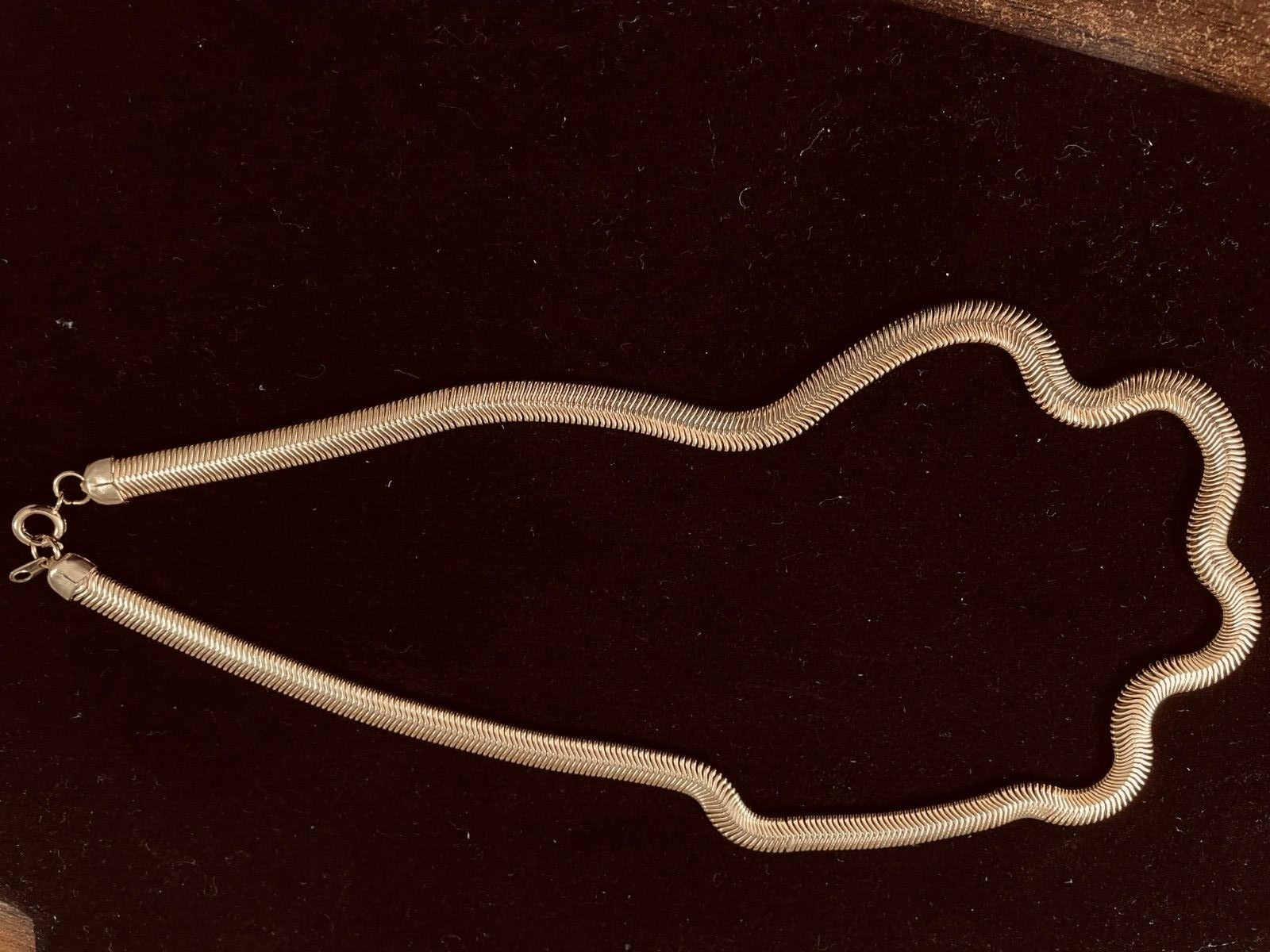 Snake Chain Collar Necklace 17″ Goldtone Metal Classic Estate Jewelry