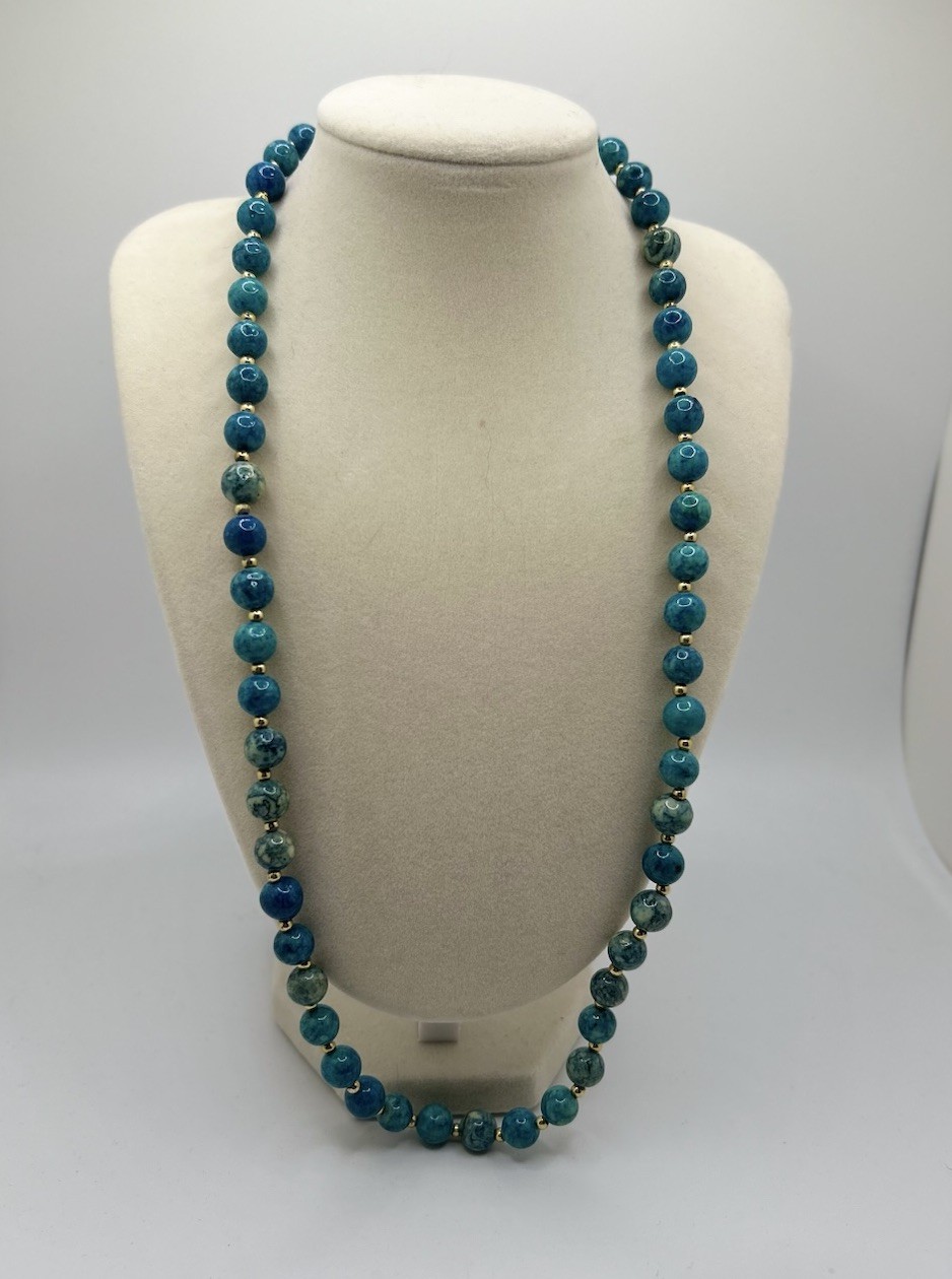 Vintage Blue Beaded Necklace 21 in Costume Jewelry Fashion