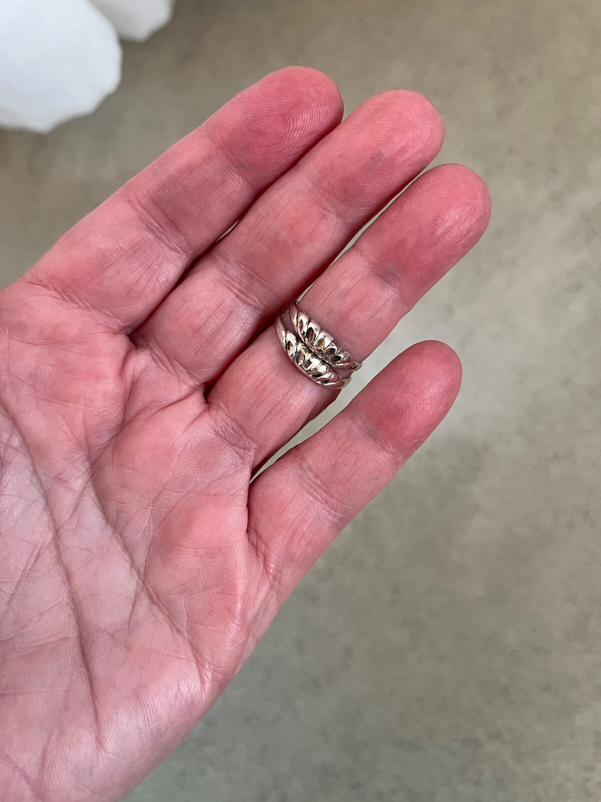VTG Lot of 2 Handcrafted 925 Silver Stackable Rings Approx Size 7 Detailed 2.27G