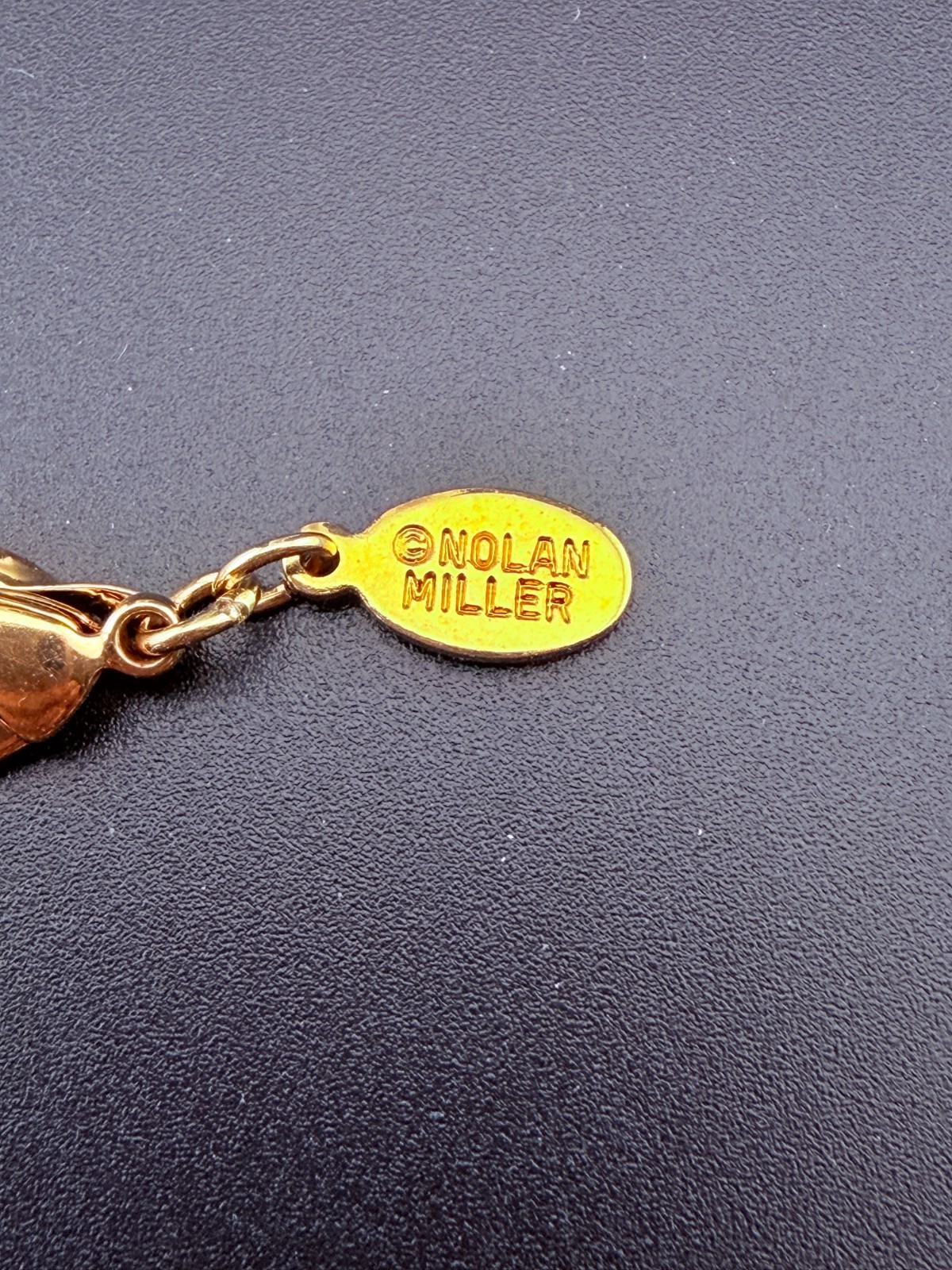 Nolan Miller Long Necklace Vtg Gold Tone Pink Faceted Acrylic/Resin Bead Signed