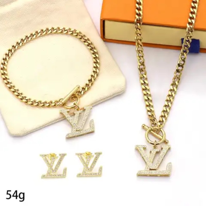 Gold Chain Necklace for Women,Fashion Jewelry Set –Necklace, Bracelet & Earrings