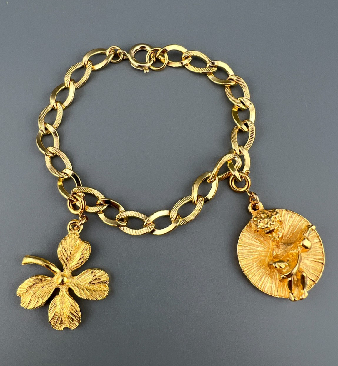 Vintage Charm Bracelet Gold Tone Curb Link Good Luck Clover Mandolin Germany