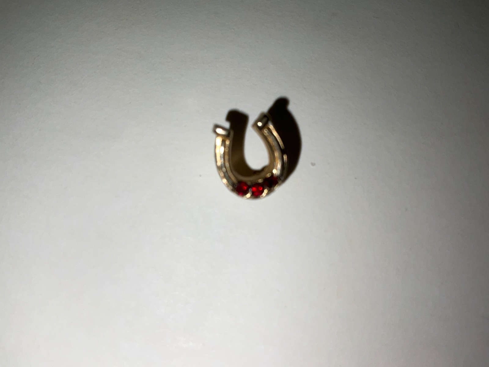 Antique Victorian 10K Solid Gold & Garnet Horseshoe Lapel Pin / Tie Tack Mint