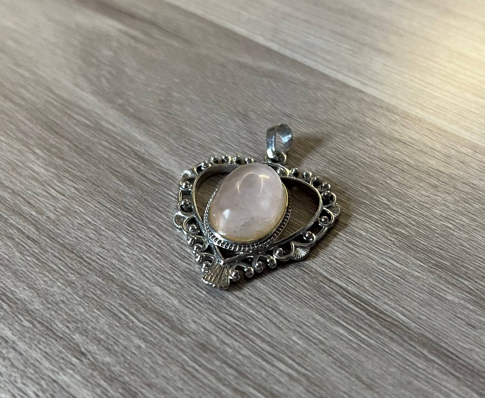 Vintage Rose Quartz Heart Pendant Silver Tone Filigree Statement Necklace Charm