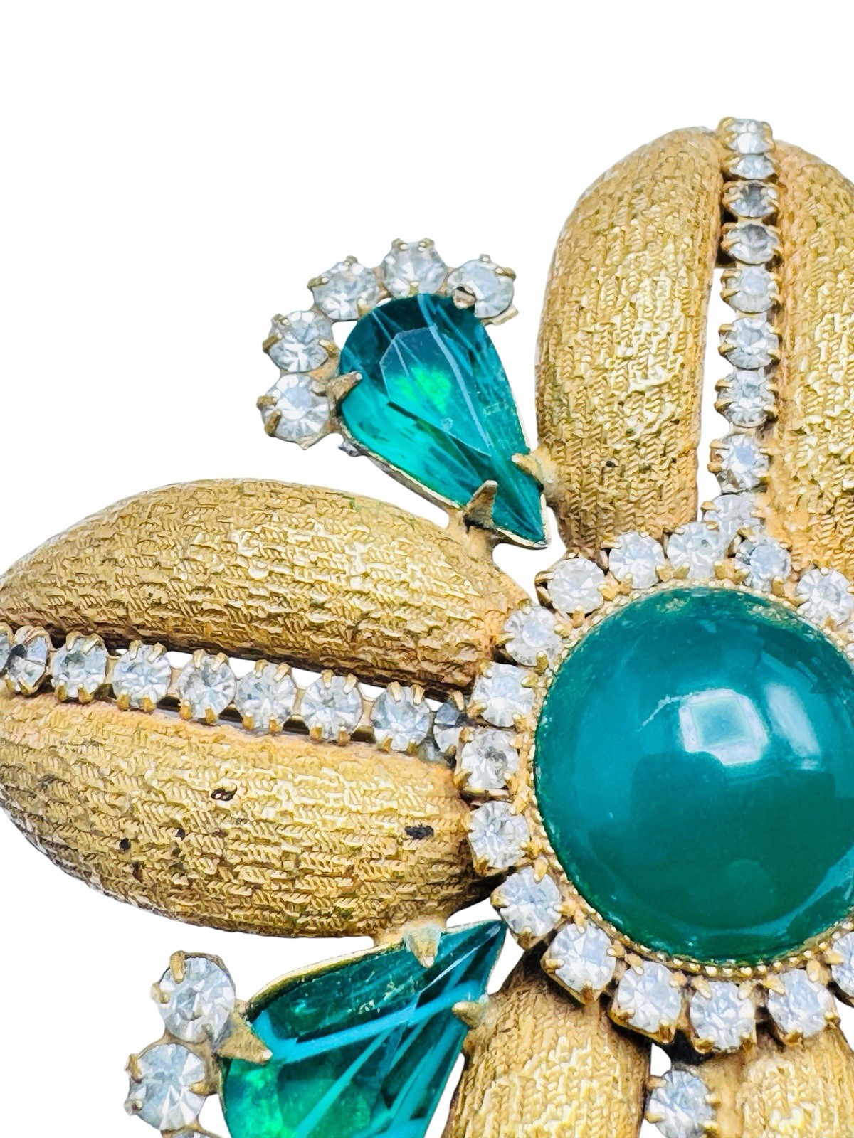 Vintage Kramer? Flawed Emerald Rhinestone Maltese Cross Brooch Pin
