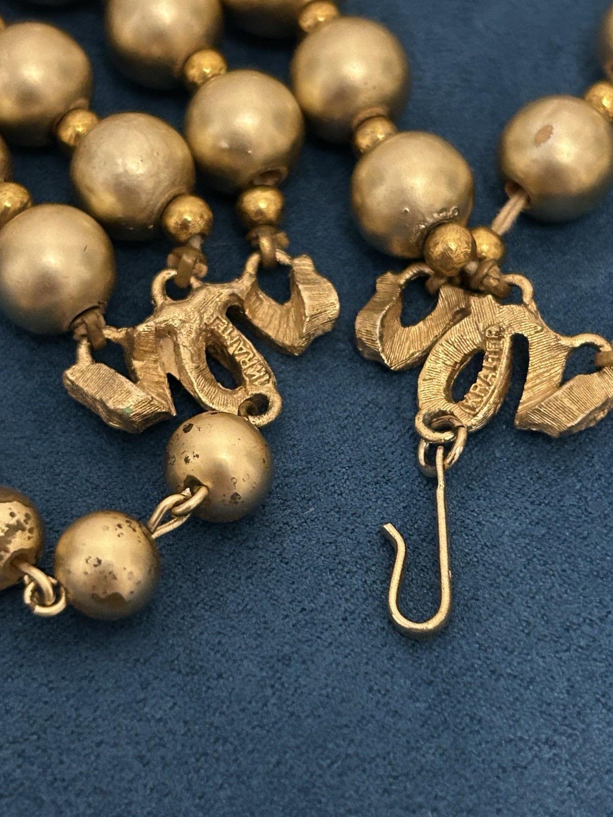 VTG Kramer Signed Triple Strand Graduated Faux Pearl Necklace Gold Tone 1950s