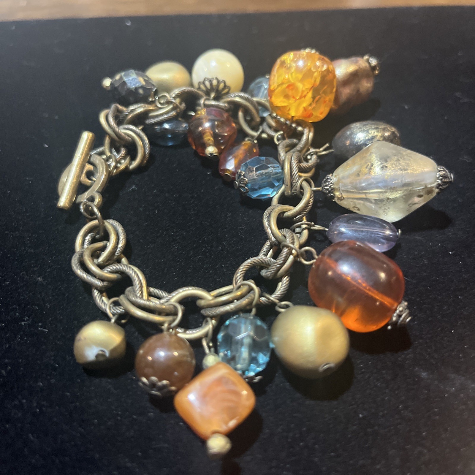 Vintage Bronze Color Faux Gemstone Resin Beads Charm Bracelet Toggle Closure 8”