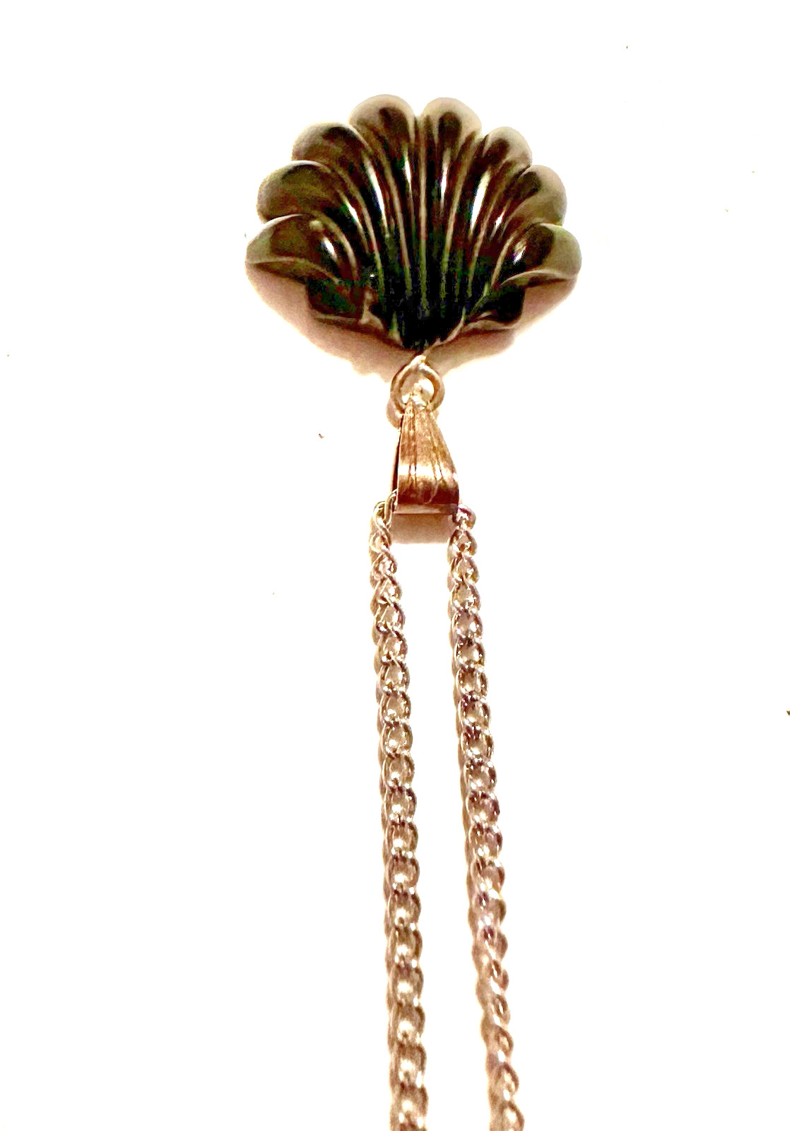 Vintage Signed Sarah Coventry Black Shell Pendant Necklace Silver Tone 18.5″