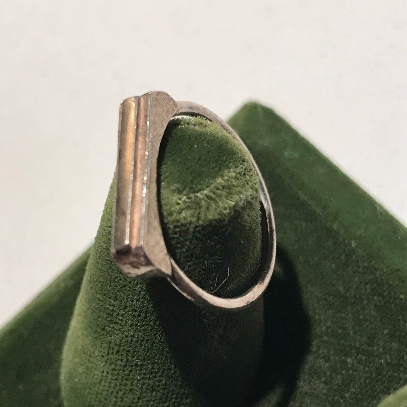 Vintage Sterling Silver Stamped Typebar Monogram “I” Ring Size 6 ADJUSTABLE