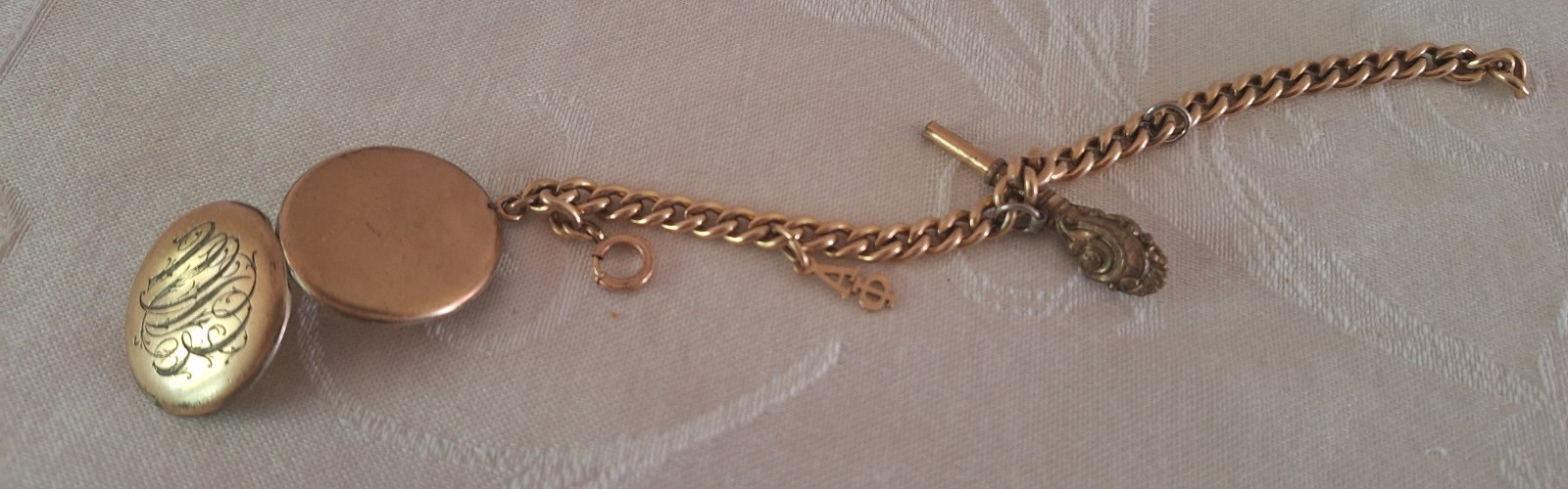 VINTAGE VICTORIAN ENGRAVED LOCKET W/ LINK CHAIN, CHARM & CLOCK KEY